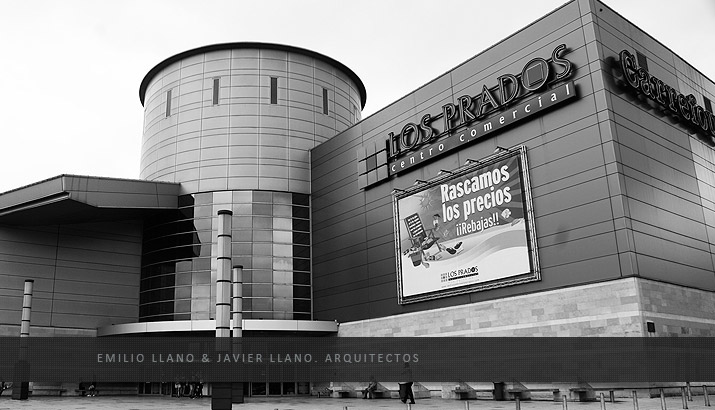 Centro Comercial Los Prados (Carrefour, Oviedo)